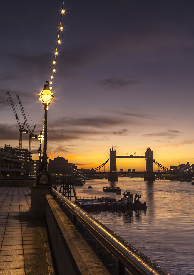 Paul Stone, Tower Bridge, London, England.