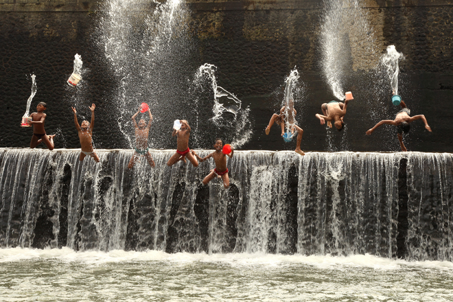 Chee Keong Lim, You Jump I Jump